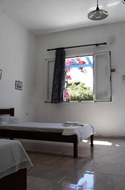 Amfitrion Hotel Vári Quarto foto